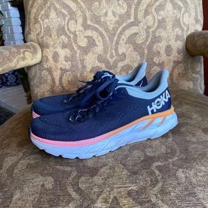 Hoka One Clifton Size 8.5